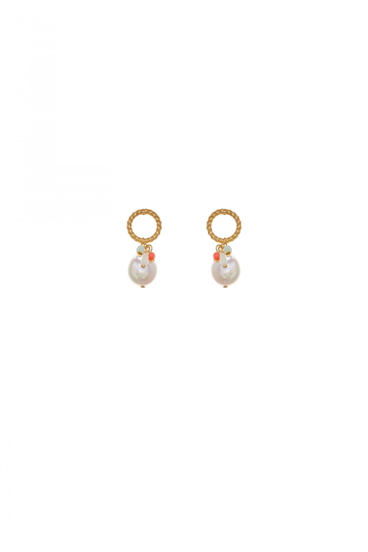 Nikki Pearls Earrings