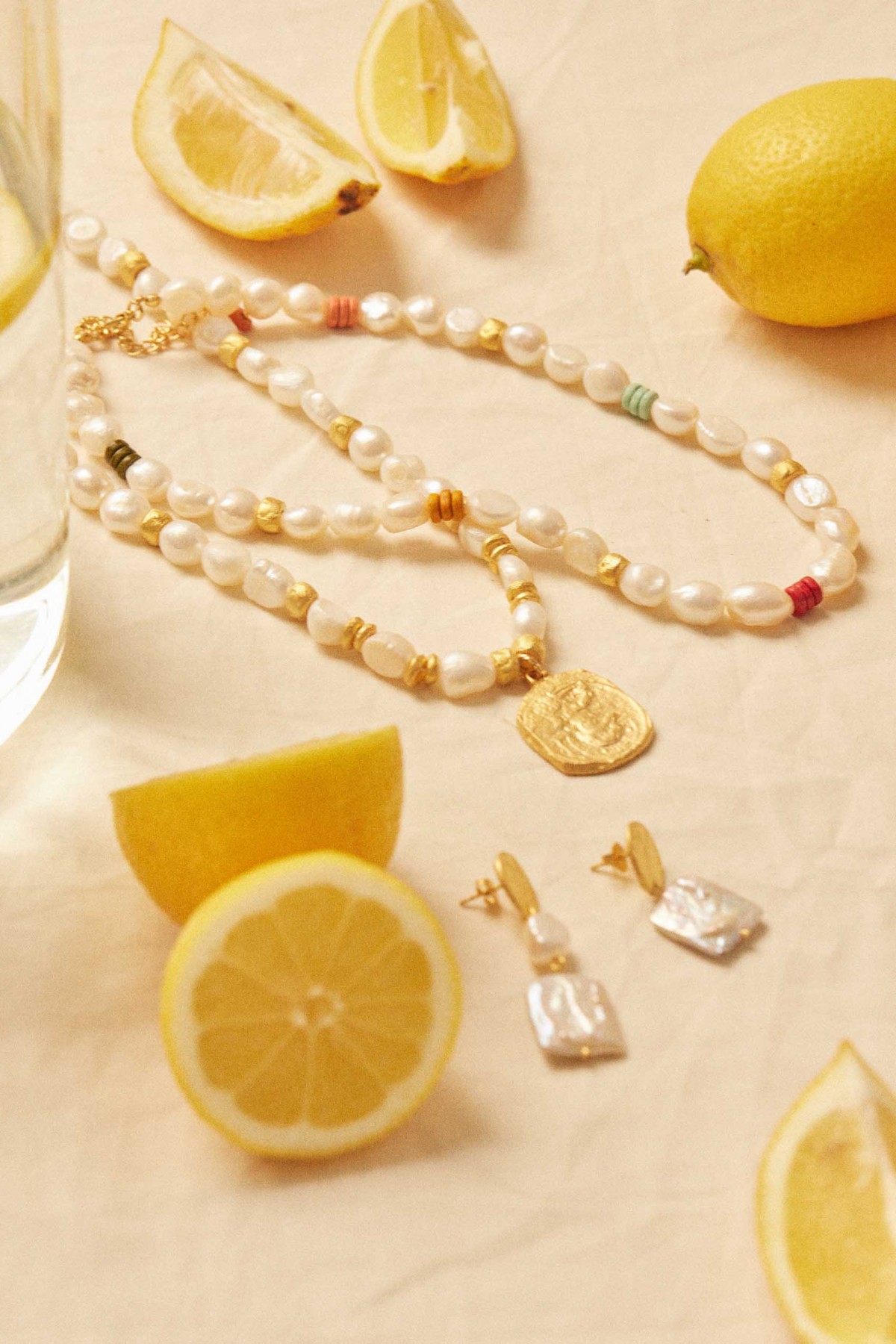 Carnival Pearls Necklace
